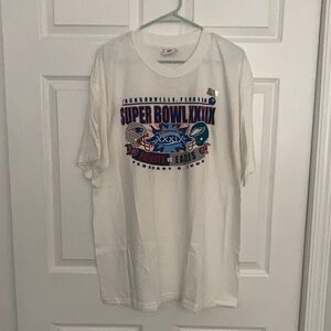 Super Bowl ‘XXXIX’ Patriots Vs. Eagles T-shirt